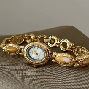 Vintage Gold-Tone Bracelet Watch